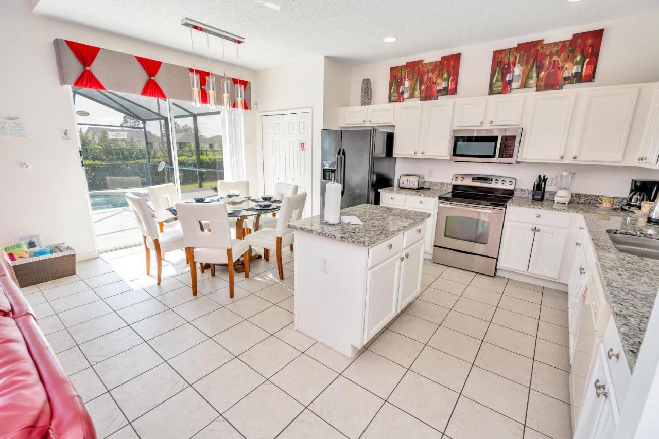 Disney Dream With Hot Tub, Pool, Xbox, Games Room, Lakeview, 10 Min To Disney, Clubhouse Kissimmee Exteriör bild